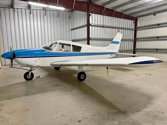1966 Airplane- Piper Cherokee-180