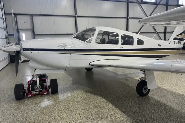 1981 Piper Arrow IV PA-28R-201