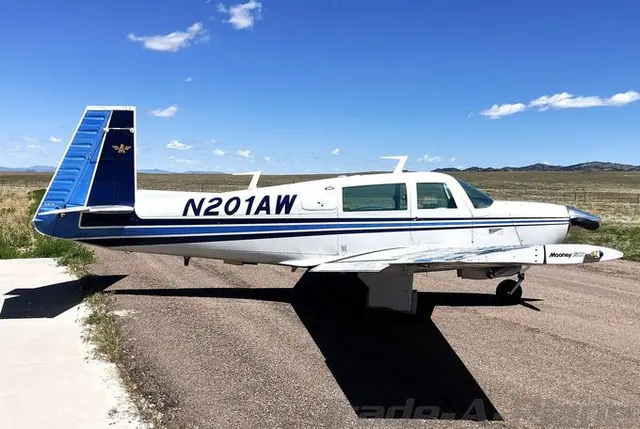 1978 Mooney M20J 201