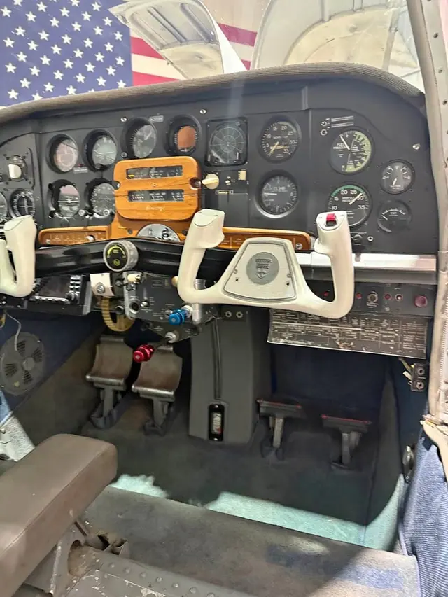 1960 Beechcraft M-35 Bonanza