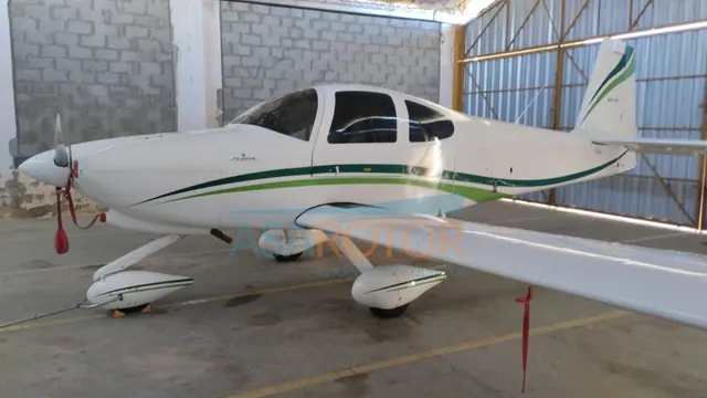 Vans Aircraft RV10 2012 Flyer