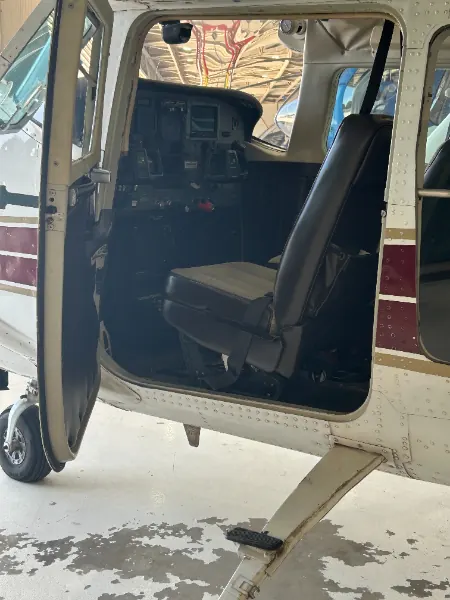 1983 Cessna U206G, SN: U20606754, photo 4