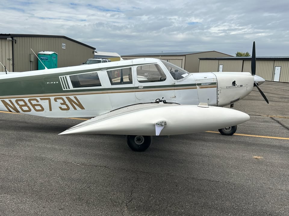 1971 Piper PA-32-300 cherokee six, photo 2