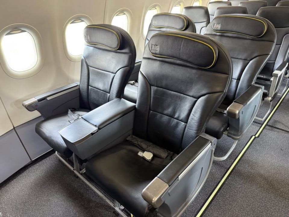 Airplane, photo 3
