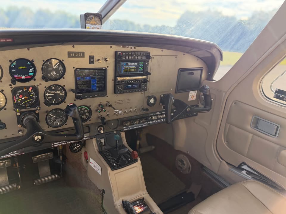 1974 Aero Commander 112A, photo 10