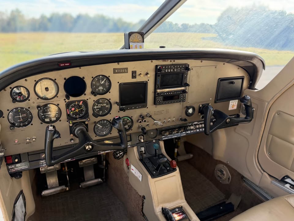 1974 Aero Commander 112A, photo 7