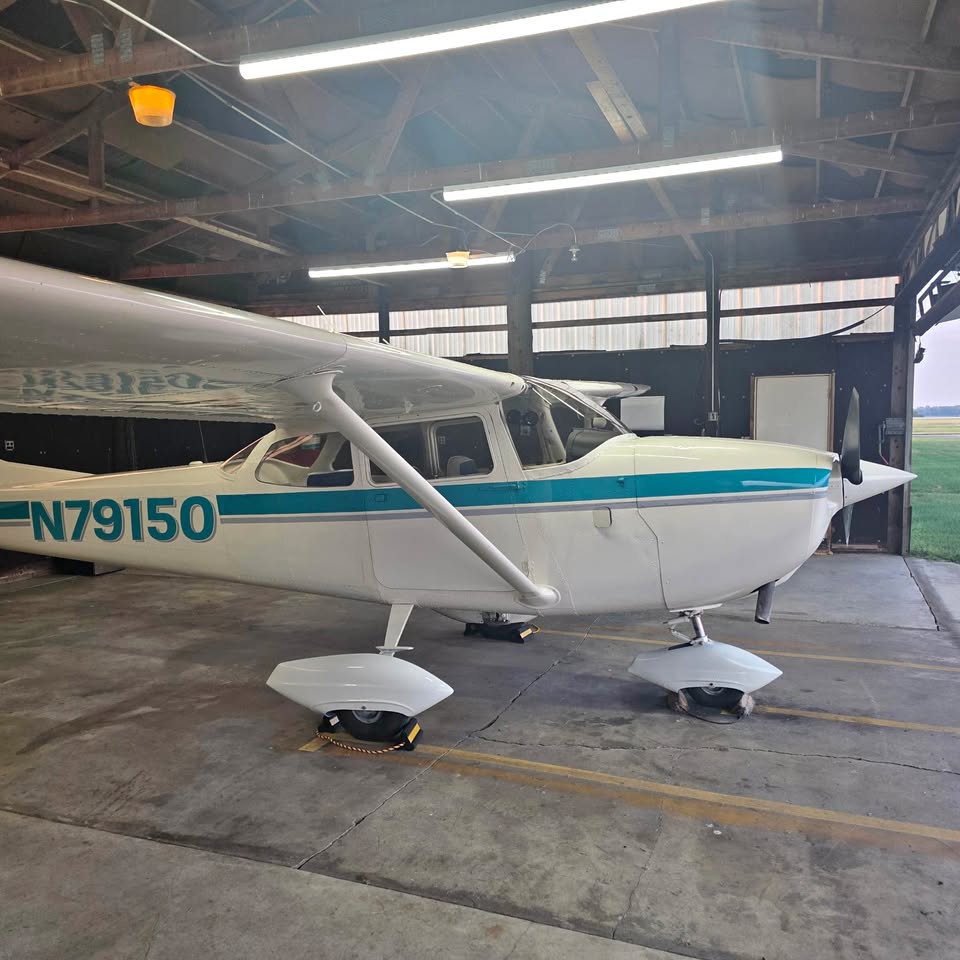 1969 Cessna 172 K, photo 1