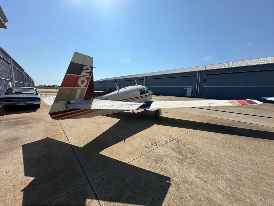 1982 Mooney M20J, photo 7