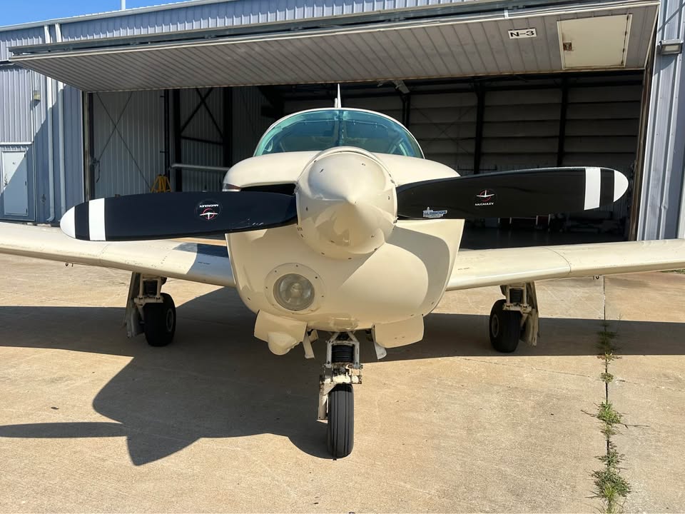 1982 Mooney M20J, photo 5