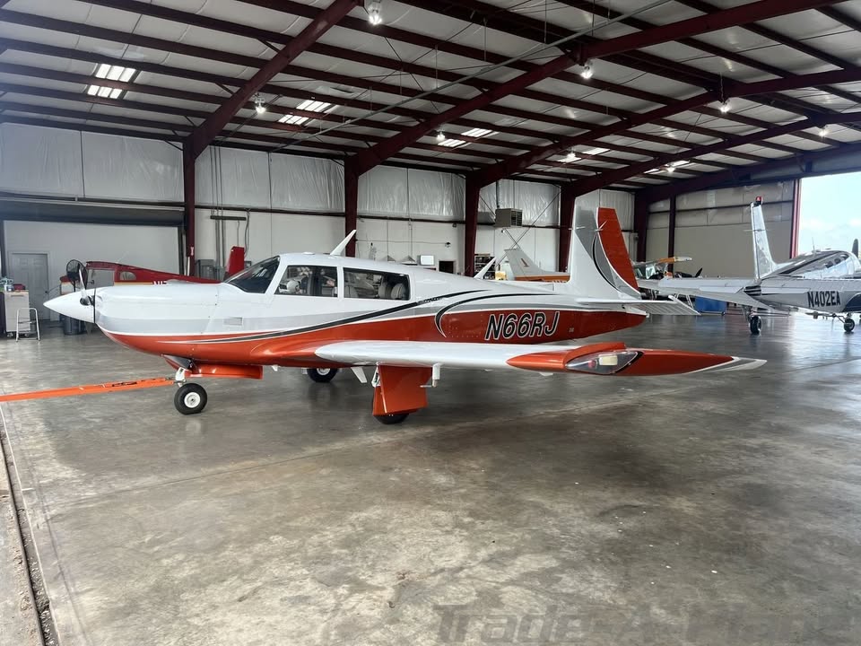 1980 Mooney M20K 231 Upgraded, photo 3