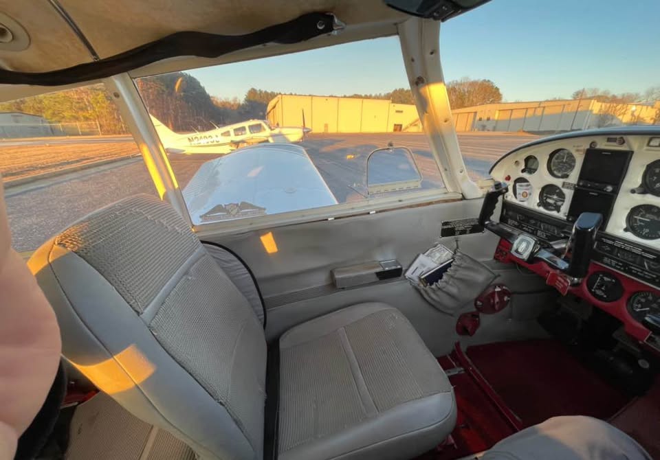 1972 Piper Cherokee PA-28-180, photo 4