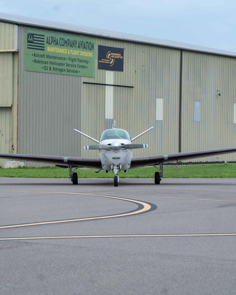 1947 Beechcraft 35 bonanza, photo 2