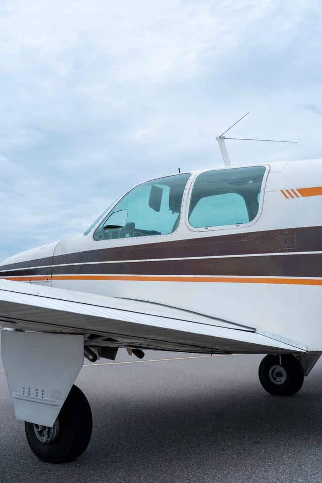 1947 Beechcraft 35 bonanza, photo 8