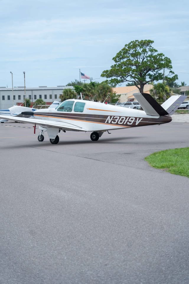 1947 Beechcraft 35 bonanza, photo 4
