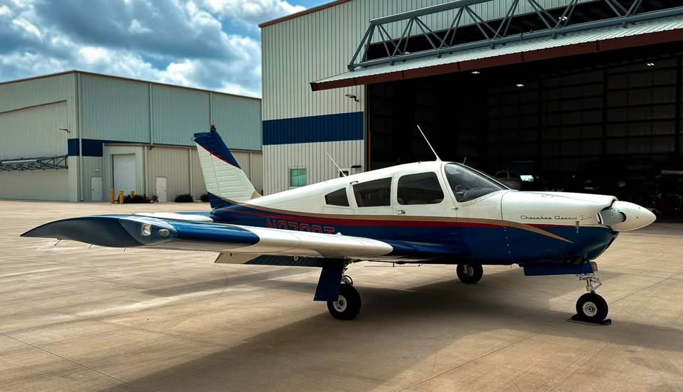 1967 Piper Arrow PA-28R-180, photo 3