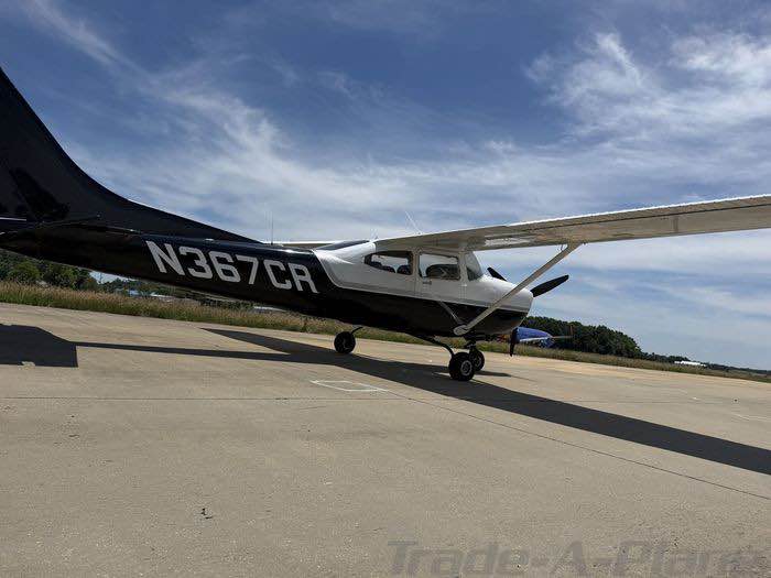 1982 Cessna 182RG, photo 3