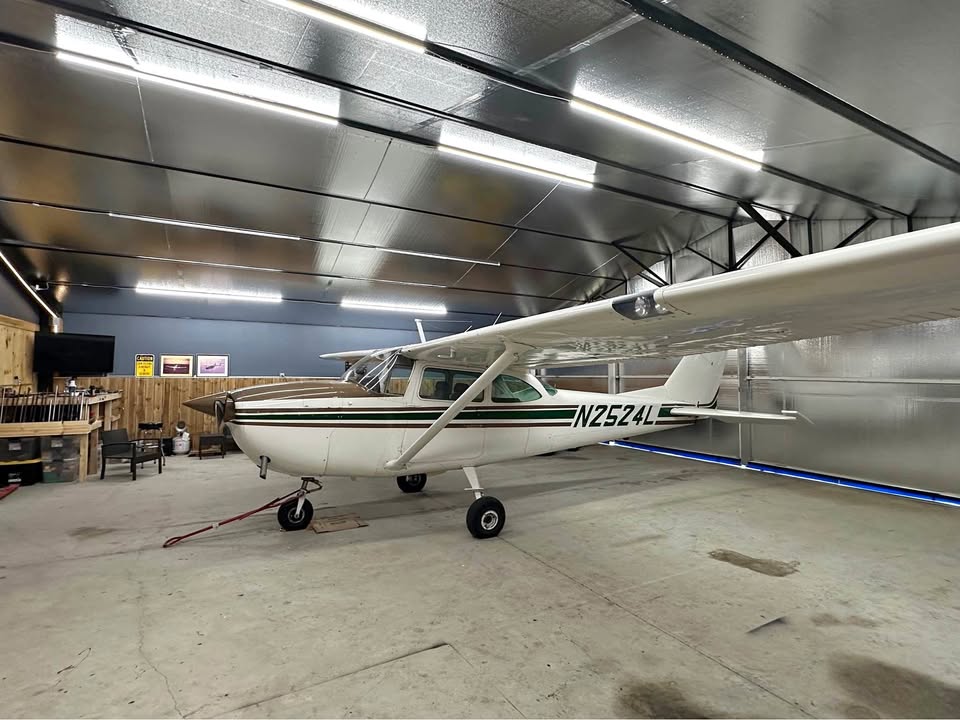1967 Cessna 172h, photo 1