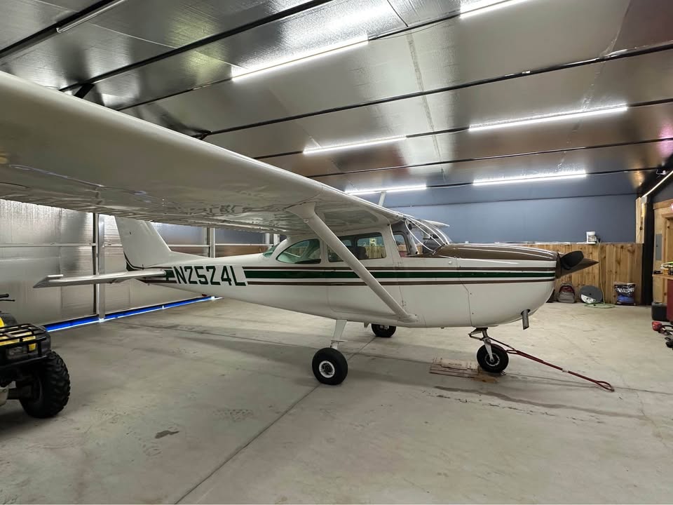 1967 Cessna 172h, photo 2