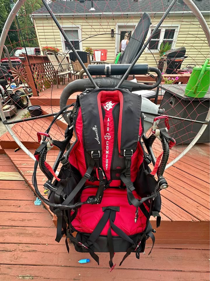 Paramotor, powered paraglider, Ppg, photo 1