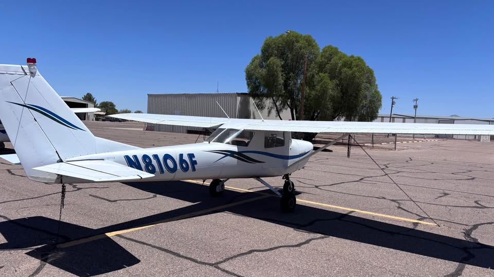 1966 Cessna 150F, photo 2