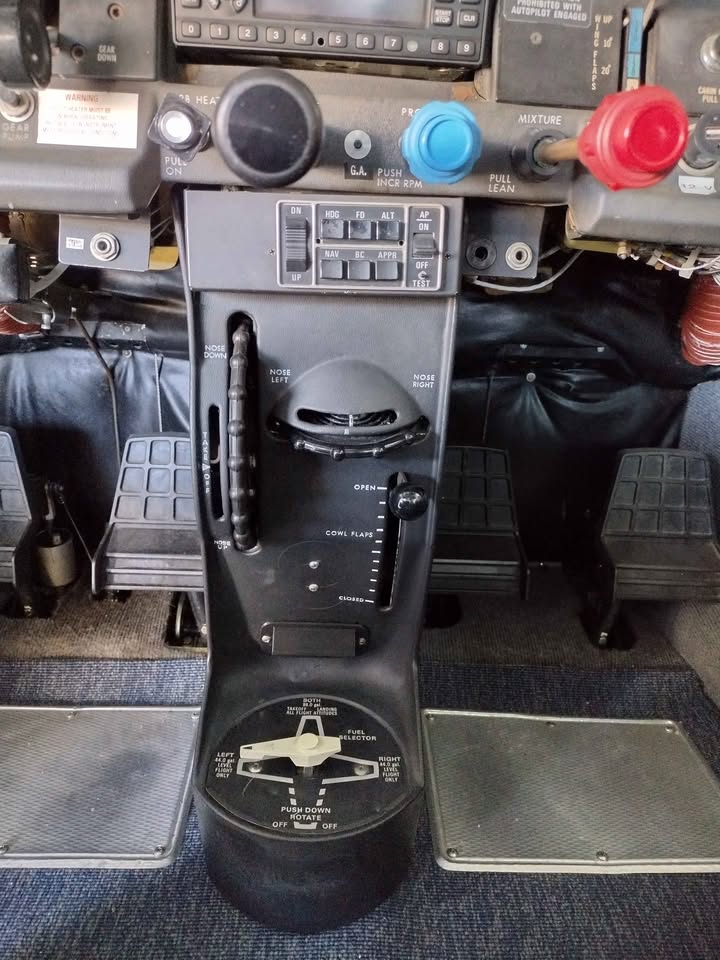 1985 Cessna TR182, photo 9