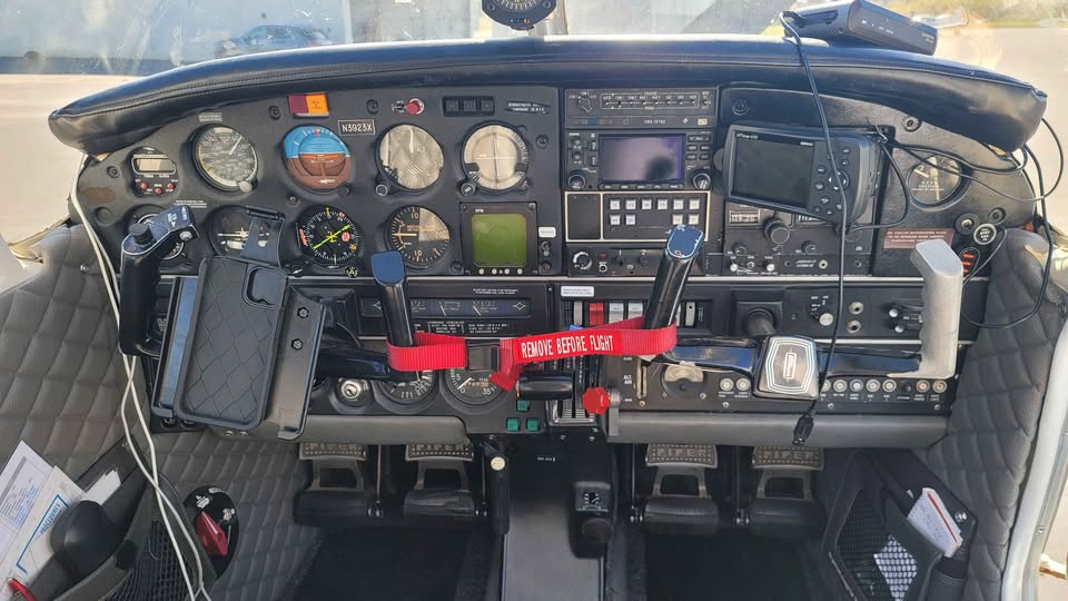 1975 Piper Arrow II, photo 6