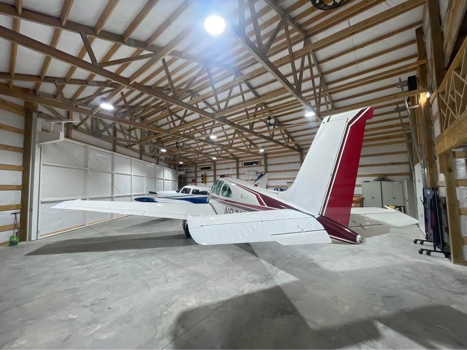 1965 Beechcraft Debonair C-33, photo 6