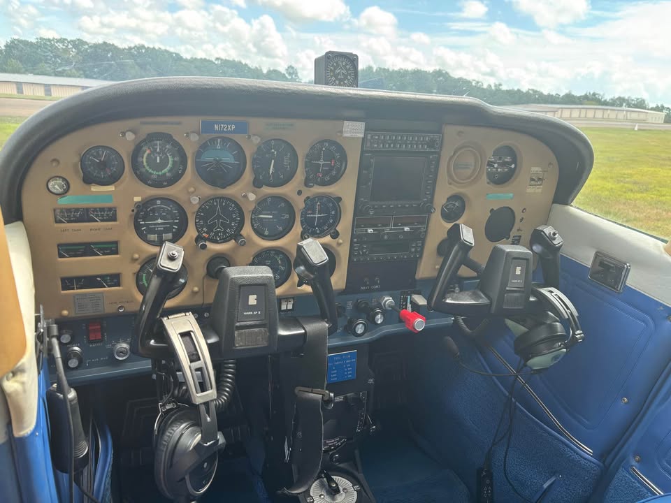 1979 Cessna R172K Hawk XP 2, photo 2
