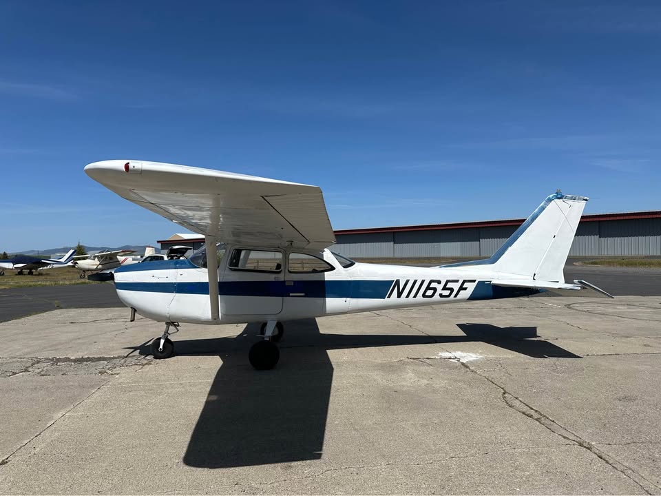 1966 Cessna 172G Skyhawk, photo 3