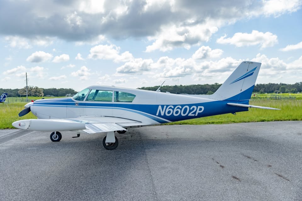 1960 Piper PA-24-180 comanche, photo 3