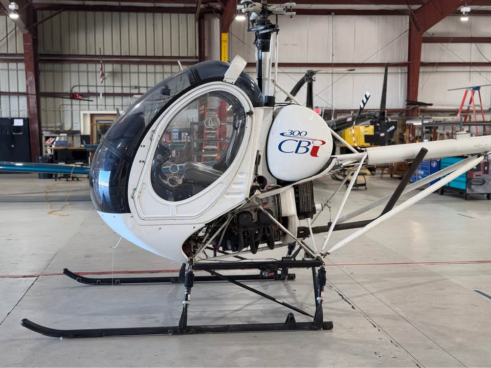 2005 Schweizer 269CBi, photo 5