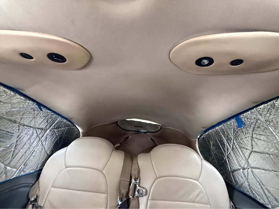 2002 Cirrus SR22, photo 11