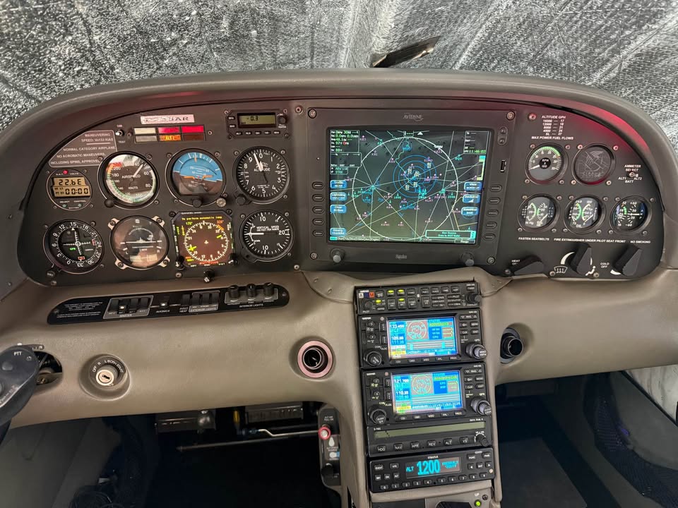 2002 Cirrus SR22, photo 10