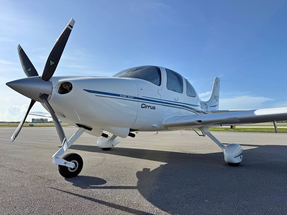 2002 Cirrus SR22, photo 1
