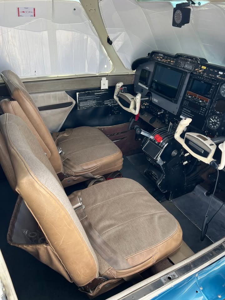 1966 Cessna 310K, photo 10
