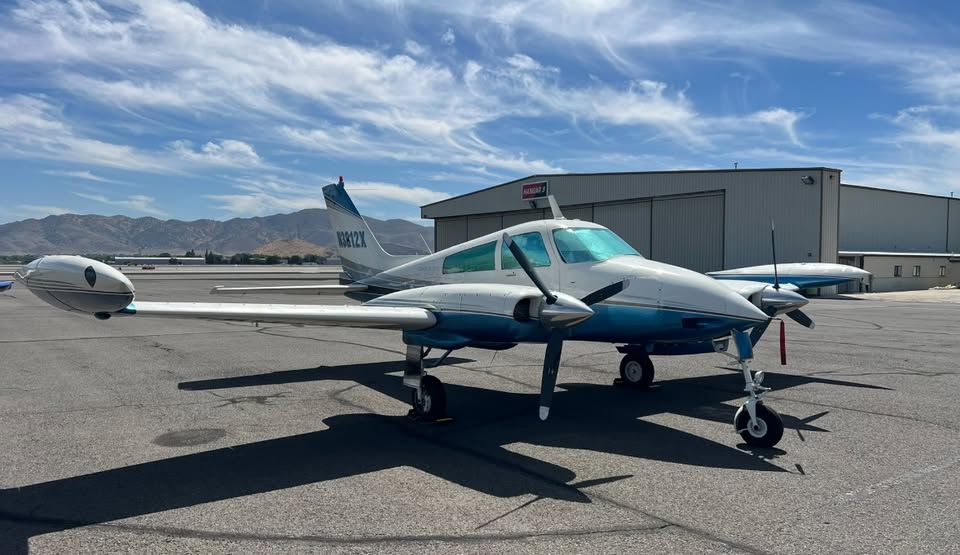 1966 Cessna 310K, photo 3
