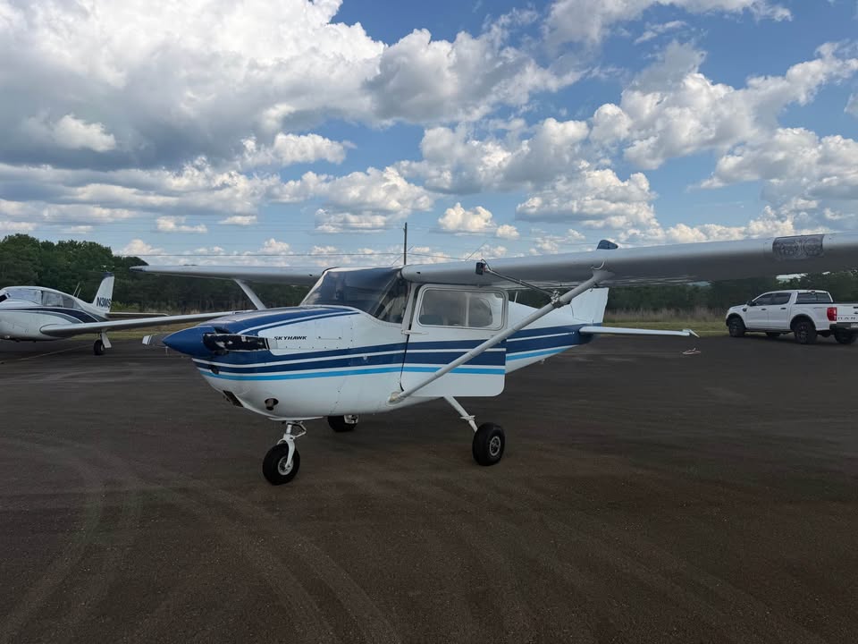 1960 Cessna 172B Skyhawk, photo 2