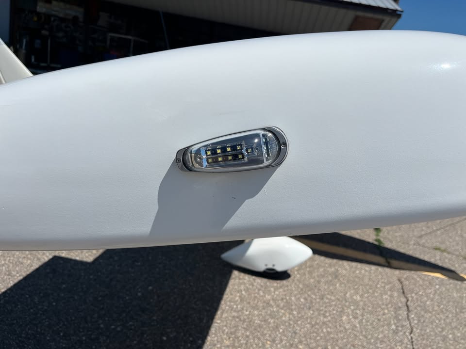 2004 Titan Tornado, photo 12