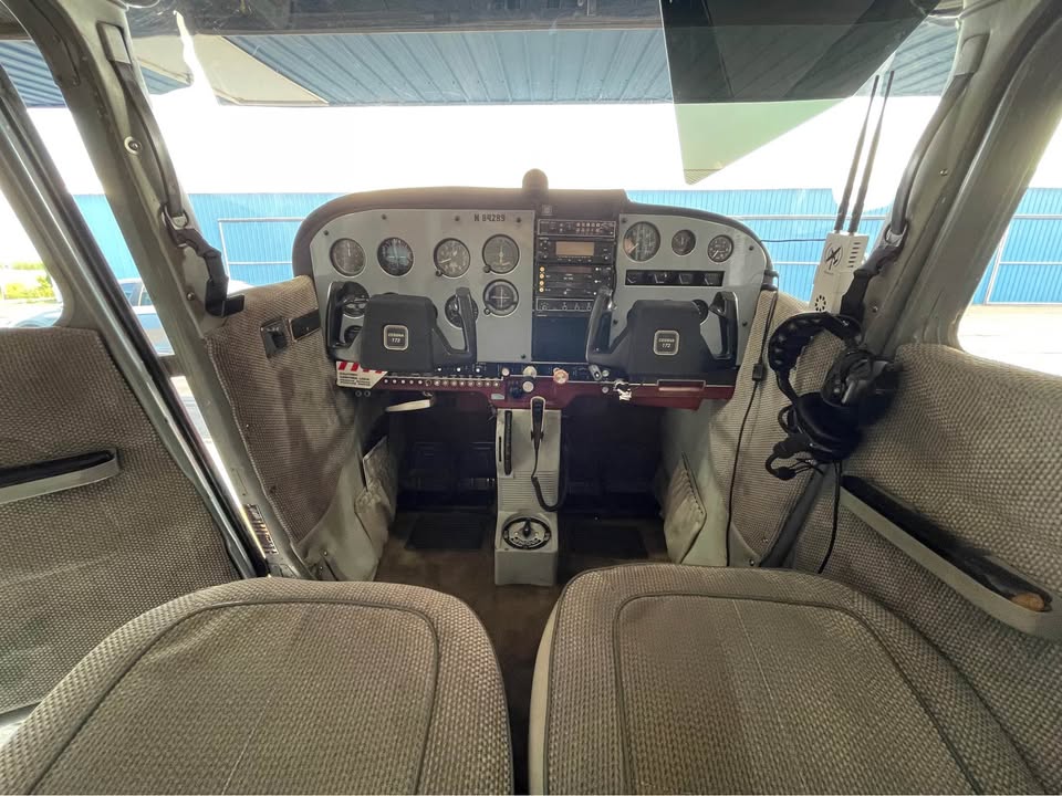 1969 Cessna 172K, photo 9