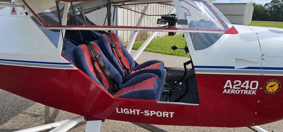 2007 Aerotrek A240, photo 16