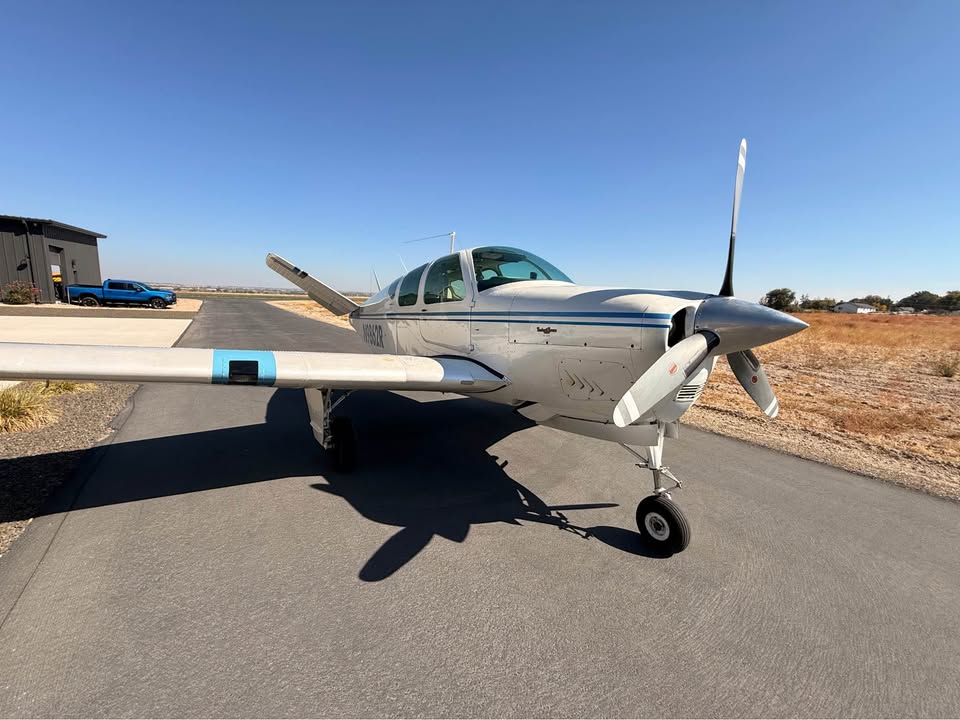 1960 Beechcraft M35, photo 2