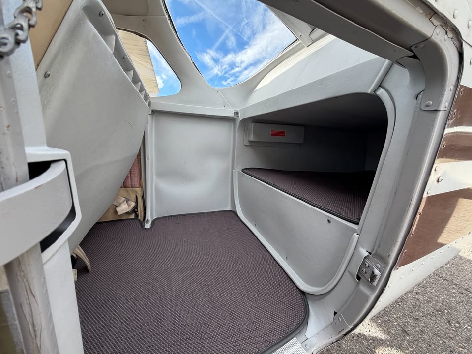 1979 Cessna 172n, photo 12