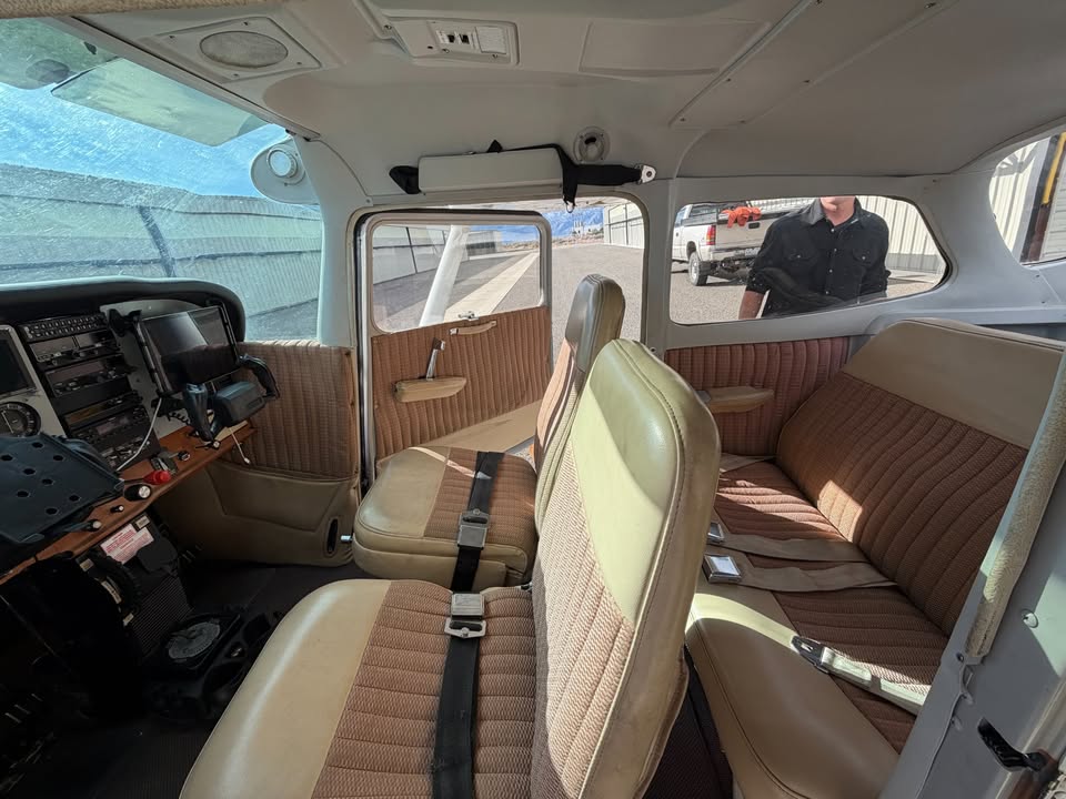 1979 Cessna 172n, photo 9