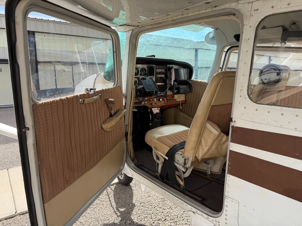 1979 Cessna 172n, photo 8