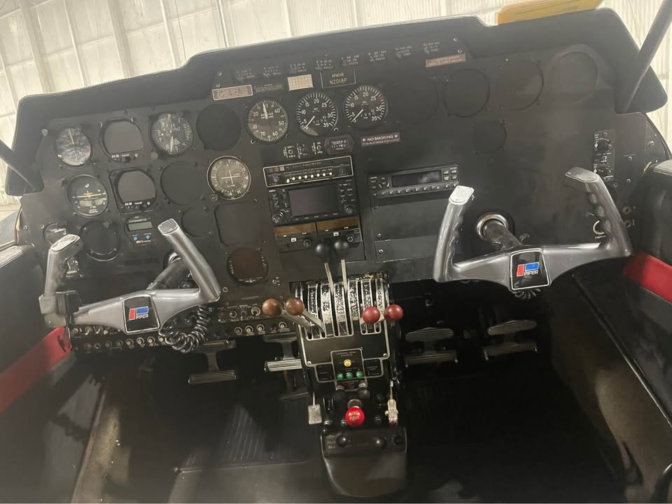 1956 Piper PA-23-160, photo 4