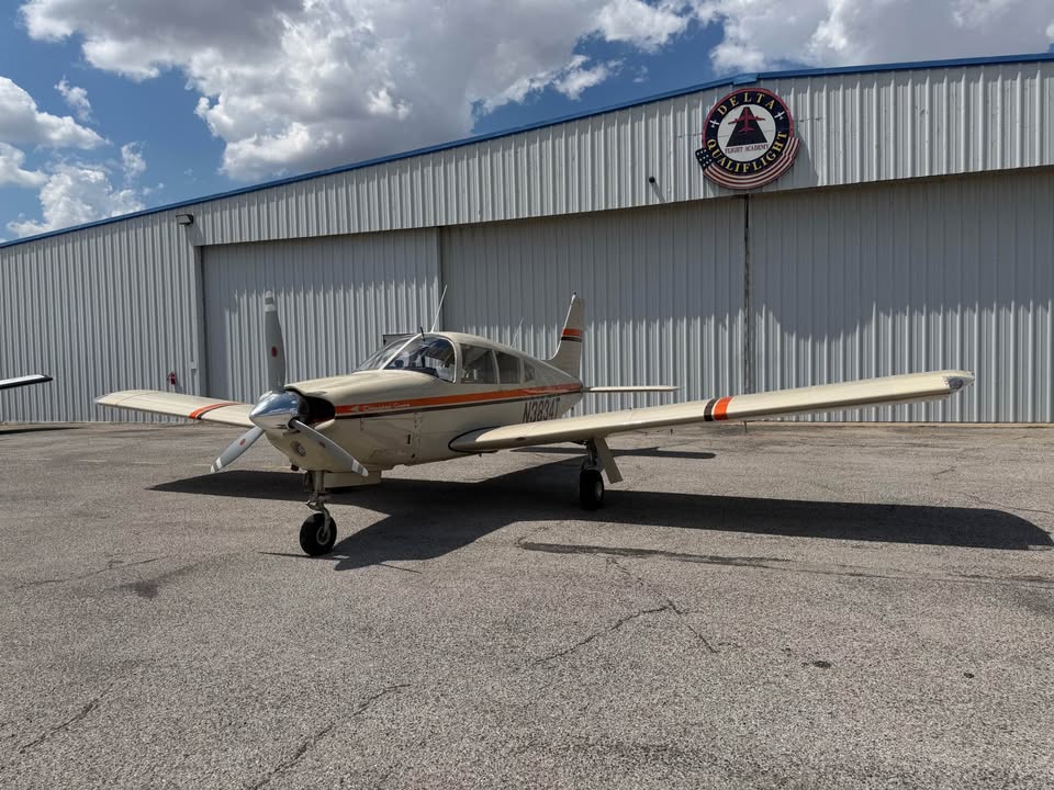 1967 Piper Arrow I PA28R-180, photo 2