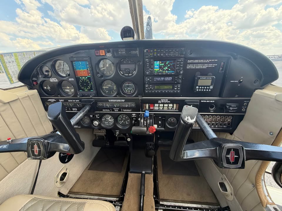 1967 Piper Arrow I PA28R-180, photo 10