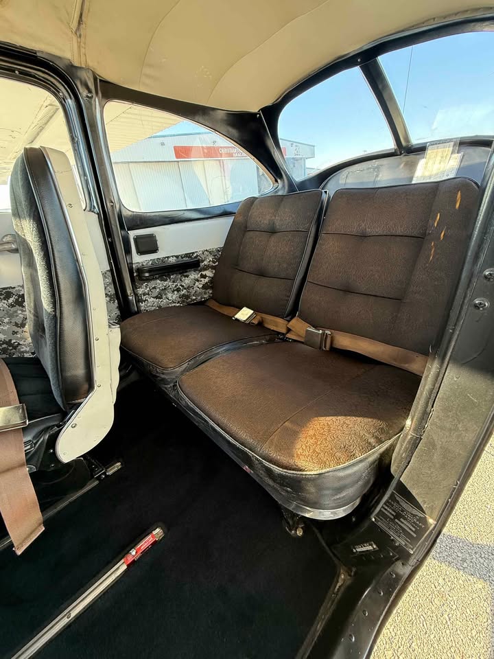 1967 Cessna 172F, photo 7