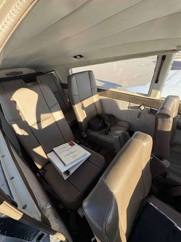 1969 Cessna 310p, photo 9