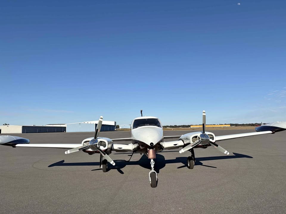 1969 Cessna 310p, photo 1